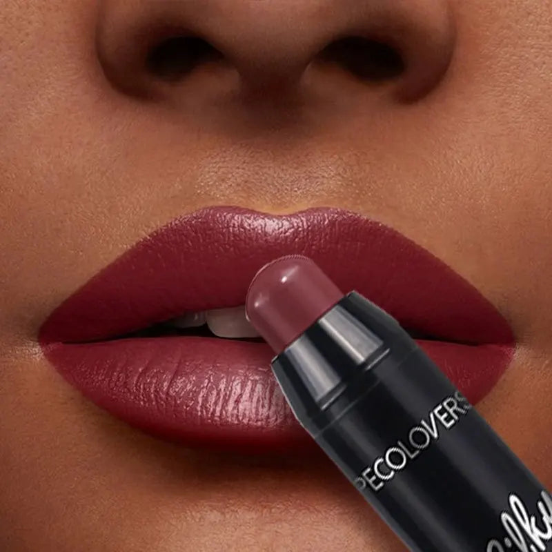 Wasserfester Matter Lippenstift Stift